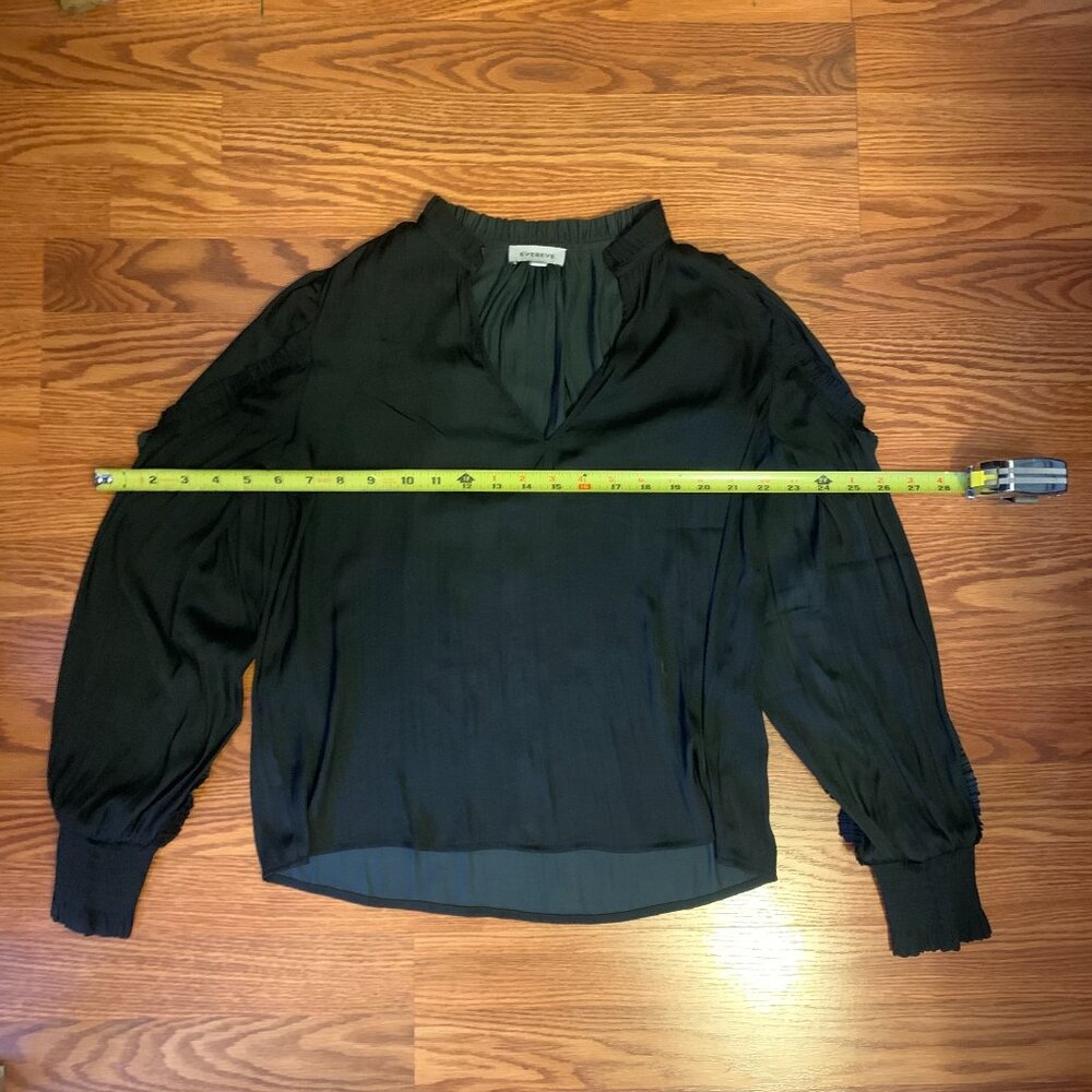 Evereve Tally V Neck Lightweight Black Long Sleeve Top XS